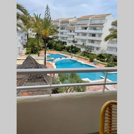 En Playa Real, En 1ª Linea De Playa Marbella